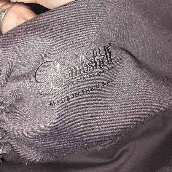 BOMBSHELL "VICTORY" SPORTSWEAR Sz S Metal V Scrunch Butt Workout Leggings Gray - Picture 7 of 9